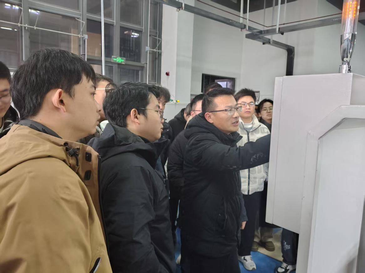 智能制造学院成功举办青年教师数控技术实践教学培训