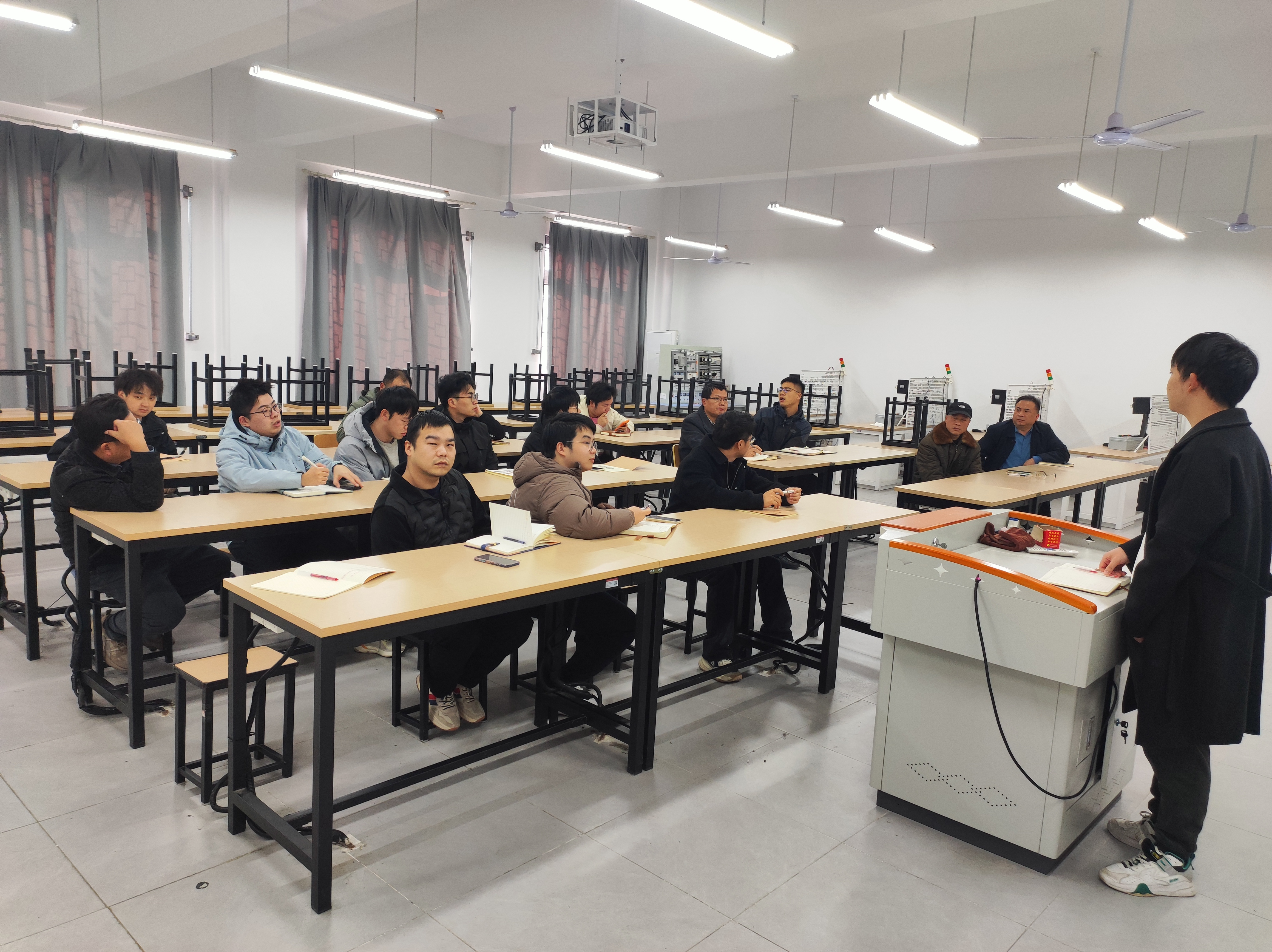 精密部署促实效 筑牢安全育匠才 &mdash;&mdash;美珈职业学院机电一体化专业认知实习工作协调会顺利召开